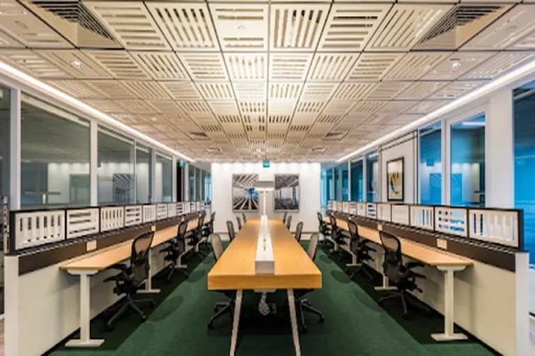 Experience Optimal Flexibility with Hot Desk Options in Singapore