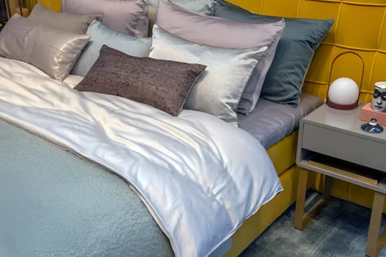 Why Microfiber Fabric Is Becoming the Backbone of Premium Bedding Collections