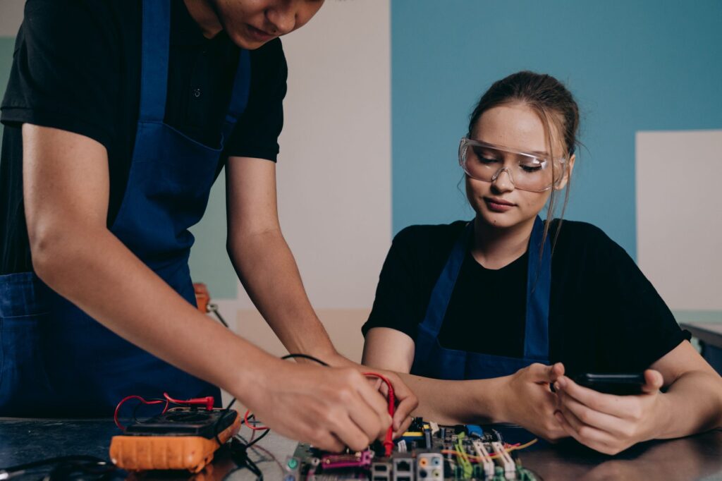 Essential Skills Taught Through Electrical Apprenticeships in Houston