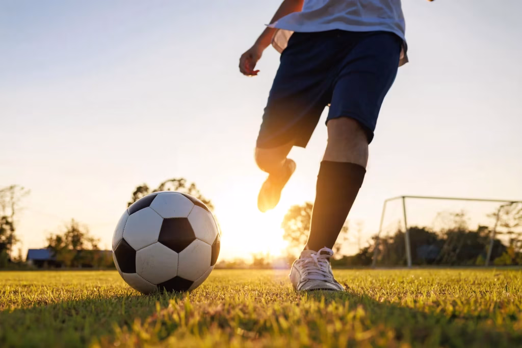 Which Clubs Are Favorites Ahead of Europe’s Next Major Football Fixtures?