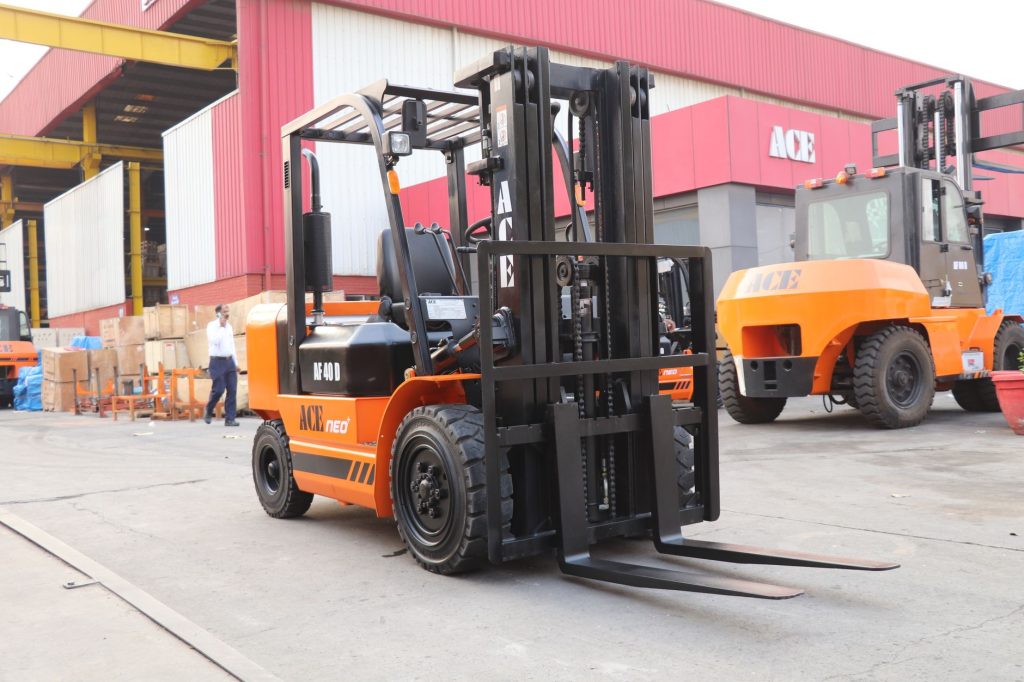 Understanding the Benefits and Considerations of LPG-Powered Forklifts